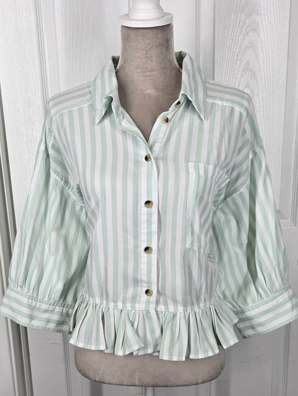Velvet Heart Striped Cotton Blouse XL Mint Green Ruffle Hem Button Front